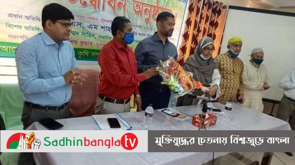 গলাচিপায় কৃষি প্রণোদনার সরিষা বীজ ও রাসায়নিক সার বিতরণ