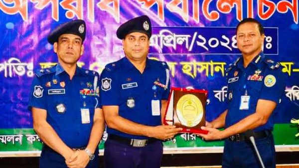 পুনরায় বরিশাল রেঞ্জের শ্রেষ্ঠ অফিসার ইনচার্জ মোঃ জসিম পটুয়াখালী সদর থানা।